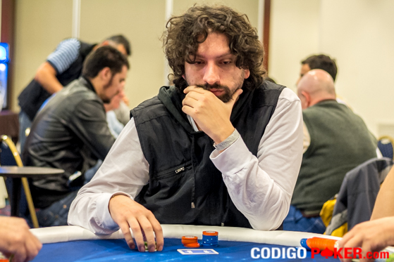 https://codigopoker.com/wp-content/uploads/2014/10/Velarde-Nicolas-2.jpg