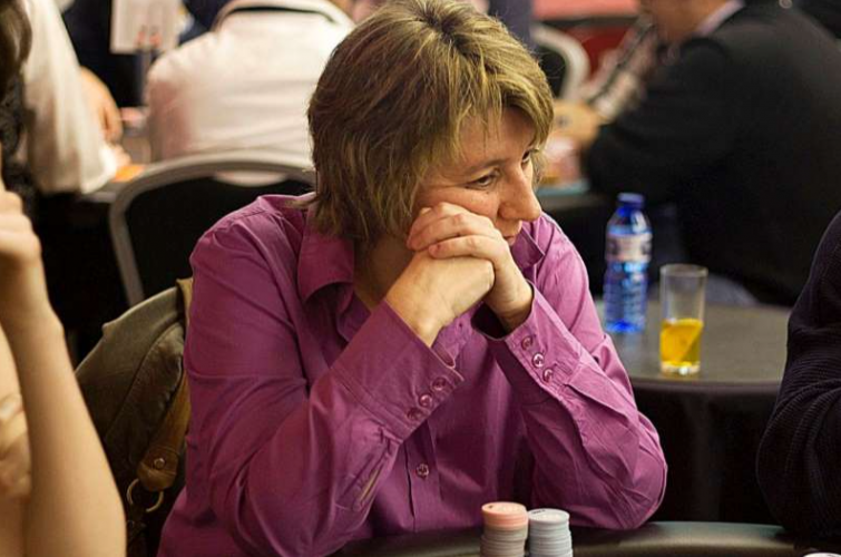La «Reina del Poker» que estafó a media ciudad en España | CodigoPoker