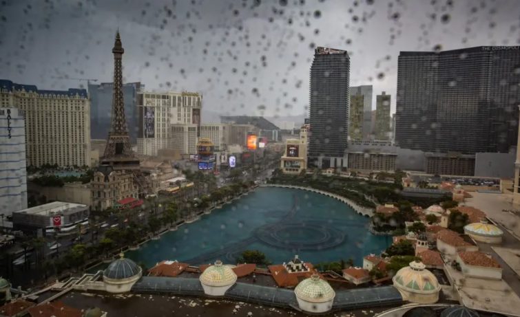 ¡Impresionante! tormenta en Las Vegas llena de agua los casinos