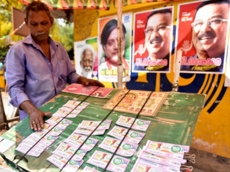 Partido político acumula prêmios na loteria e causa escândalo na Índia
